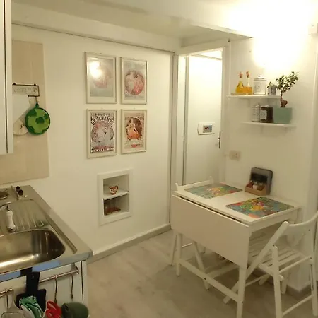 Ai Tre Archi Monolocale Centralissimo * Sanremo