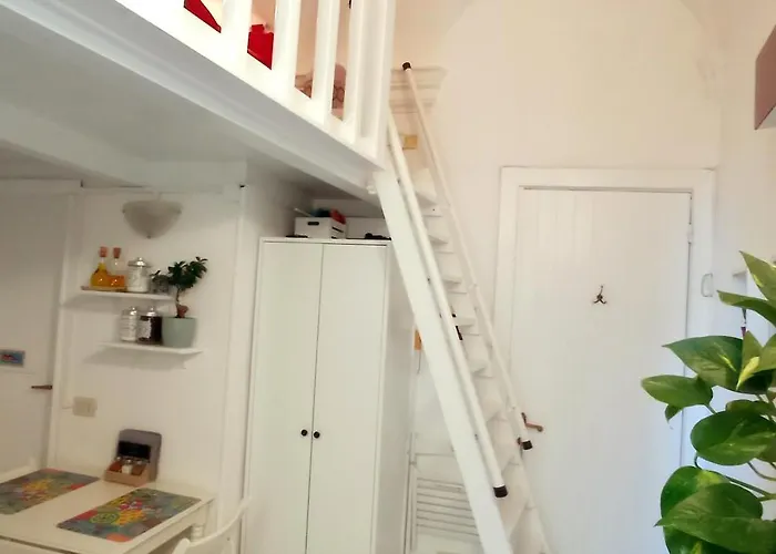 Ai Tre Archi Monolocale Centralissimo Apartment *